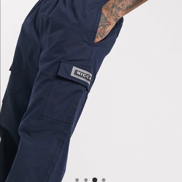 🔥 ASOS Nicee deep navy blue cargo pants men’s L - Picture 5 of 6